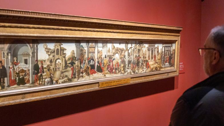 Ferrara, ai Diamanti opere che travolgono le persone: così l’emozione corre sulla tela