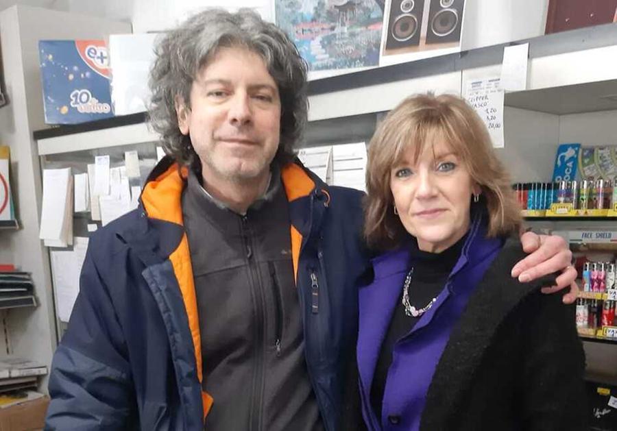 
	I titolari della fortunata ricevitoria

