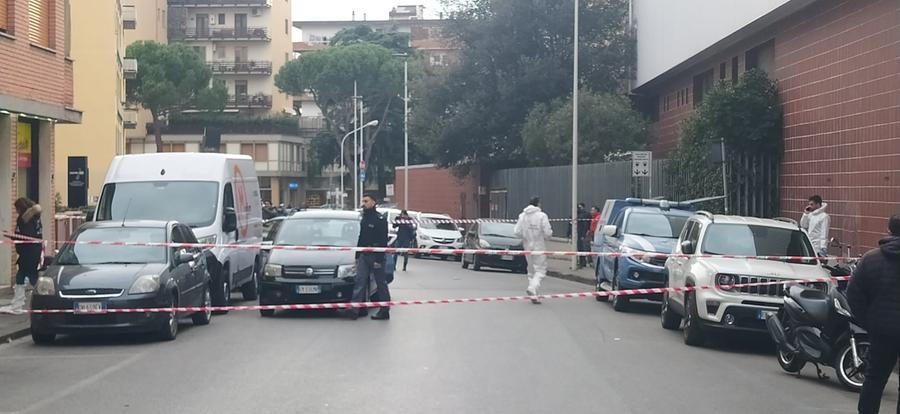 Firenze, ucciso in strada con colpi alla testa dopo la lite. Arrestati in due