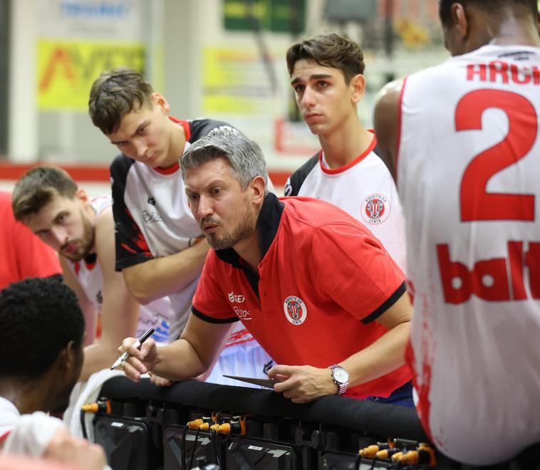 Cento, Tramec: assalto alla capolista Forlì. Mecacci: «Un confronto bellissimo»