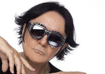 Renato Zero torna in tour con 'Una sfida in musica': due tappe in Toscana