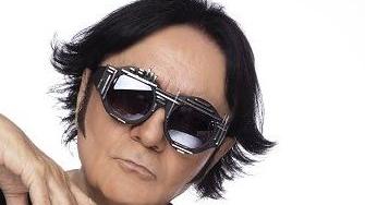 Renato Zero torna in tour con 'Una sfida in musica': due tappe in Toscana