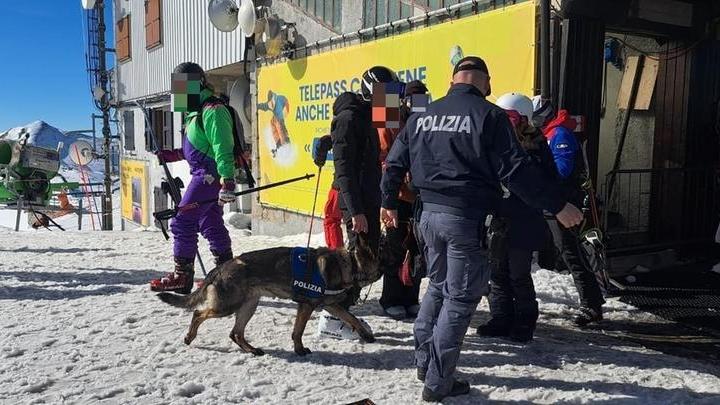 A sciare con la marijuana, sette persone denunciate all’Abetone