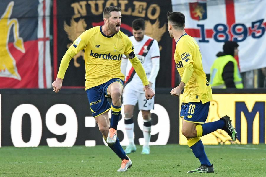 Il Modena sfiora il colpaccio: con il Genoa è 2 – 2, un pari con tanto rammarico