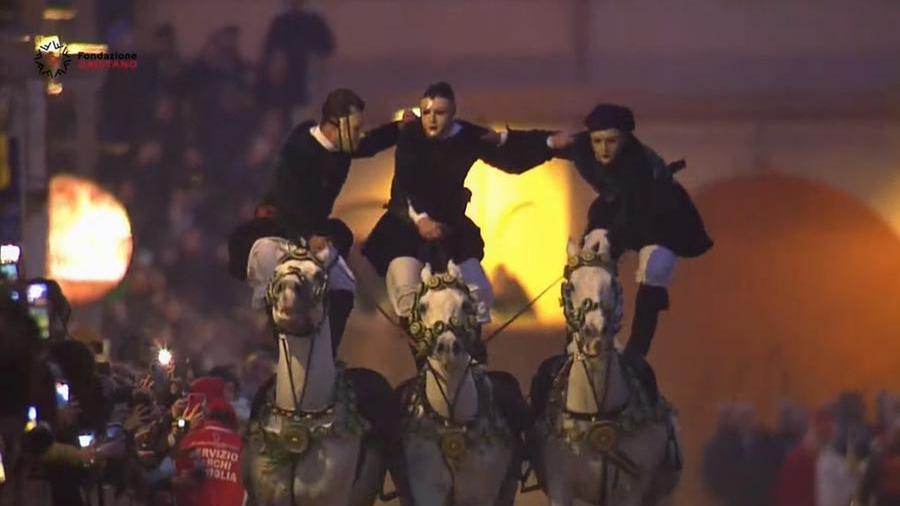 Numero di pariglie, ma quasi al buio