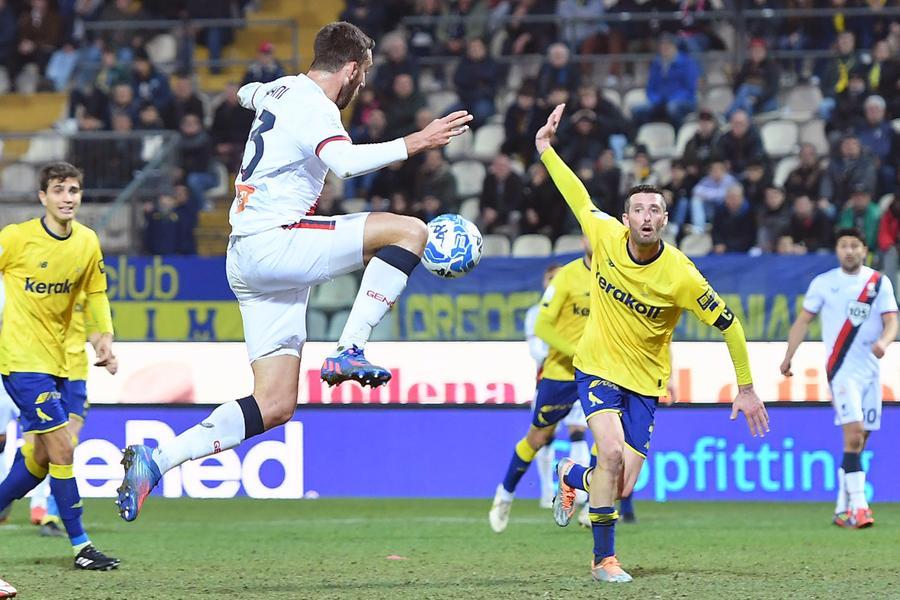 Mister Tesser realista dopo il Genoa: «Passo verso la salvezza, ma che bel Modena»