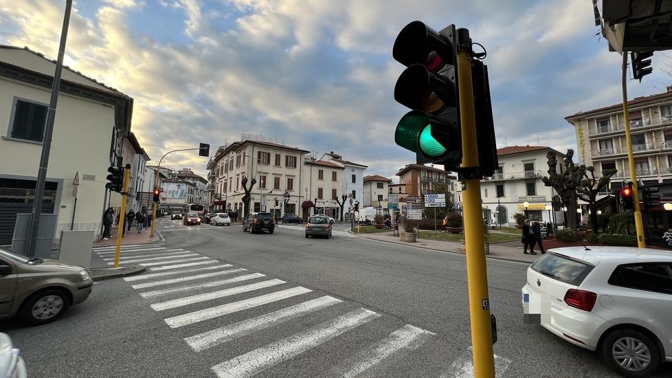Montecatini: arriva un nuovo “spara multe” al semaforo di corso Matteotti