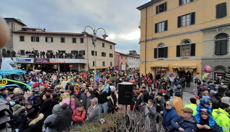 In centinaia per il carnevale a San marcello: la montagna premia Maresca