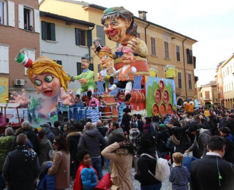 Gran finale al Carnevale del Castlein: domenica la proclamazione dei vincitori