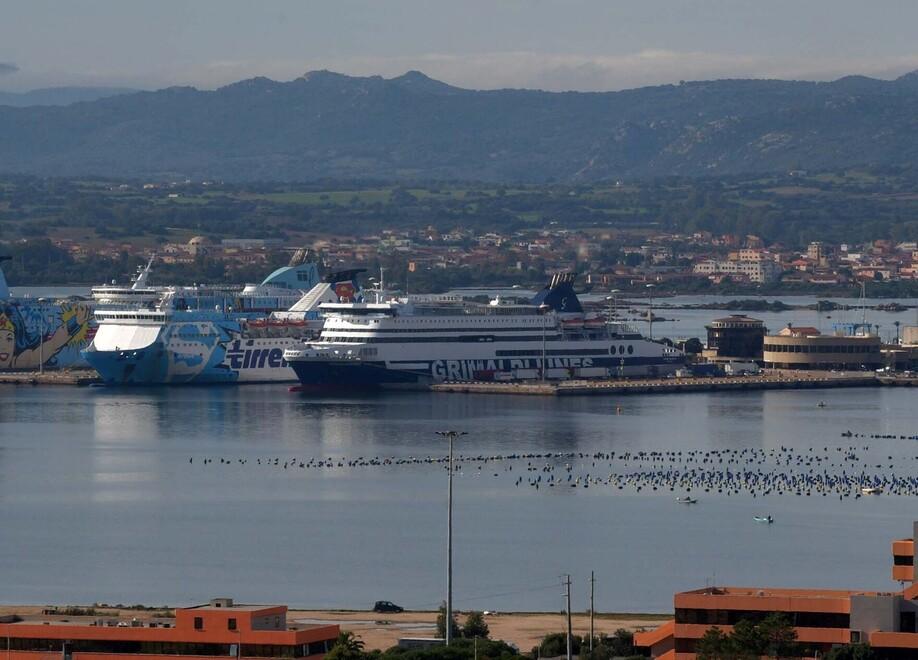 Navi più grandi all’Isola Bianca, l’Autority “molla gli ormeggi” 