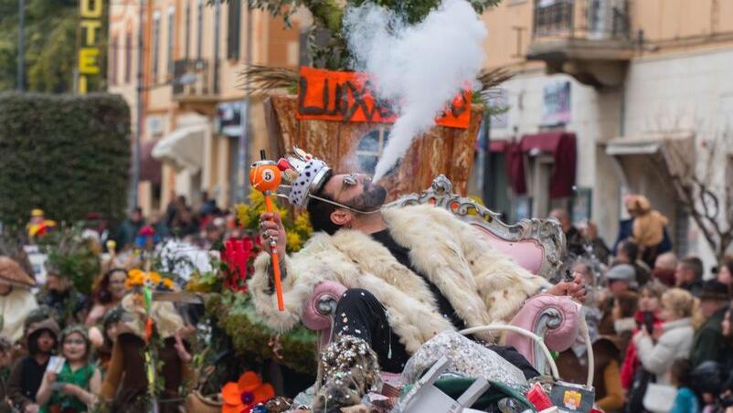 “Jungla urbana” vince il palio di carnevale della Val di Cornia