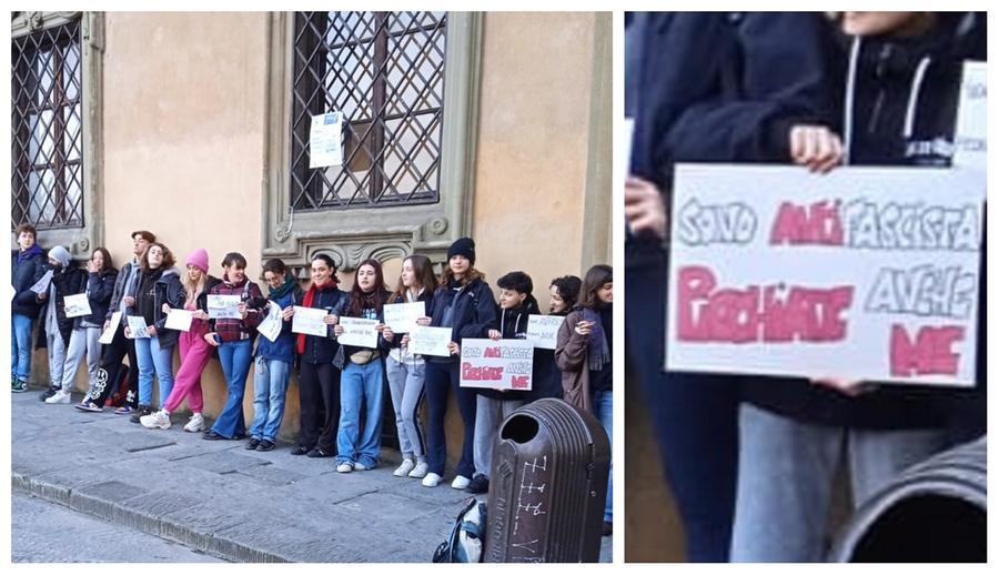 Pestaggio al liceo di Firenze, il sit-in contro il capo di Azione studentesca al Capponi: «Siamo antifascisti, picchia anche noi»