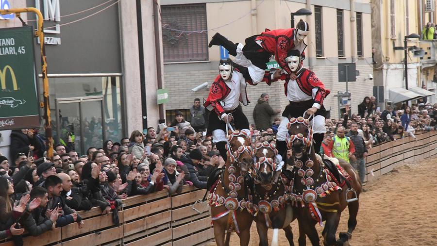 Il "ponte volante" di Andrea Concas, Antonella Rosa e Federico Misura