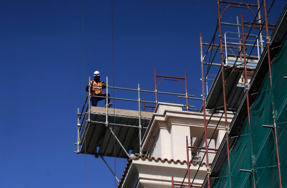 Confindustria al governo: «Una decisione affrettata» 