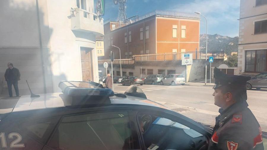 Nuoro, due studentesse investite all’uscita di scuola