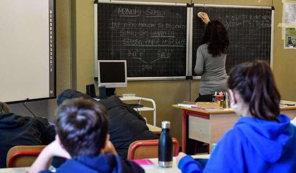 Iscrizioni a scuola, 300 studenti modenesi riorientati «Garantita a tutti una scuola»