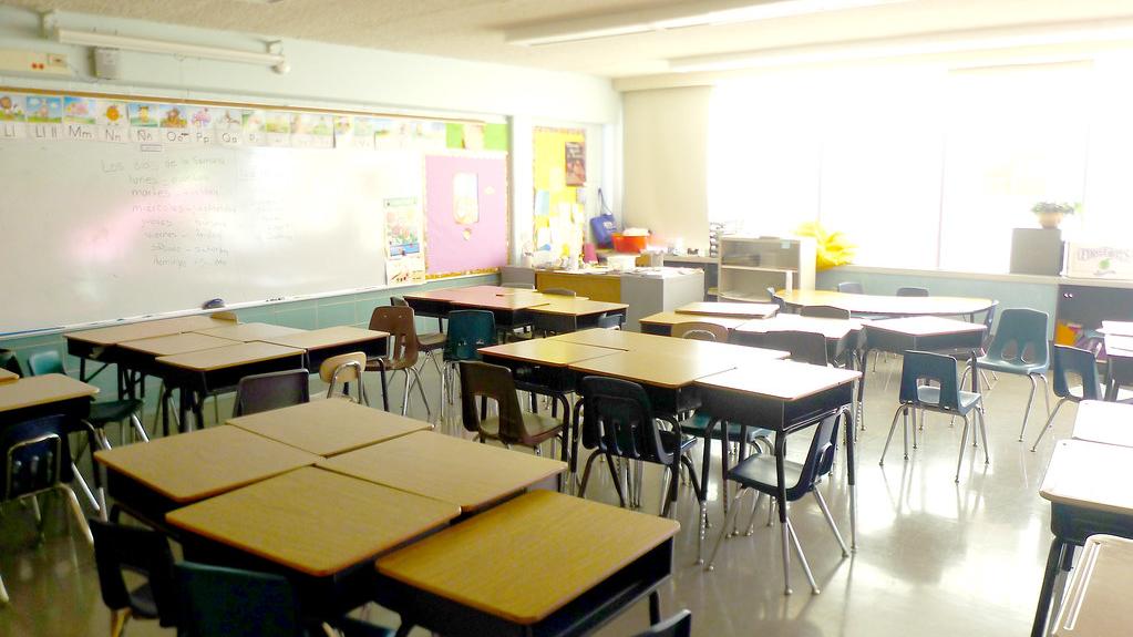 La scuola negata a Modena. I sindacati: «Il problema esuberi non si risolve così C’è poca trasparenza»