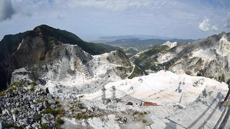 Imprenditori di Carrara comprano cave di Massa