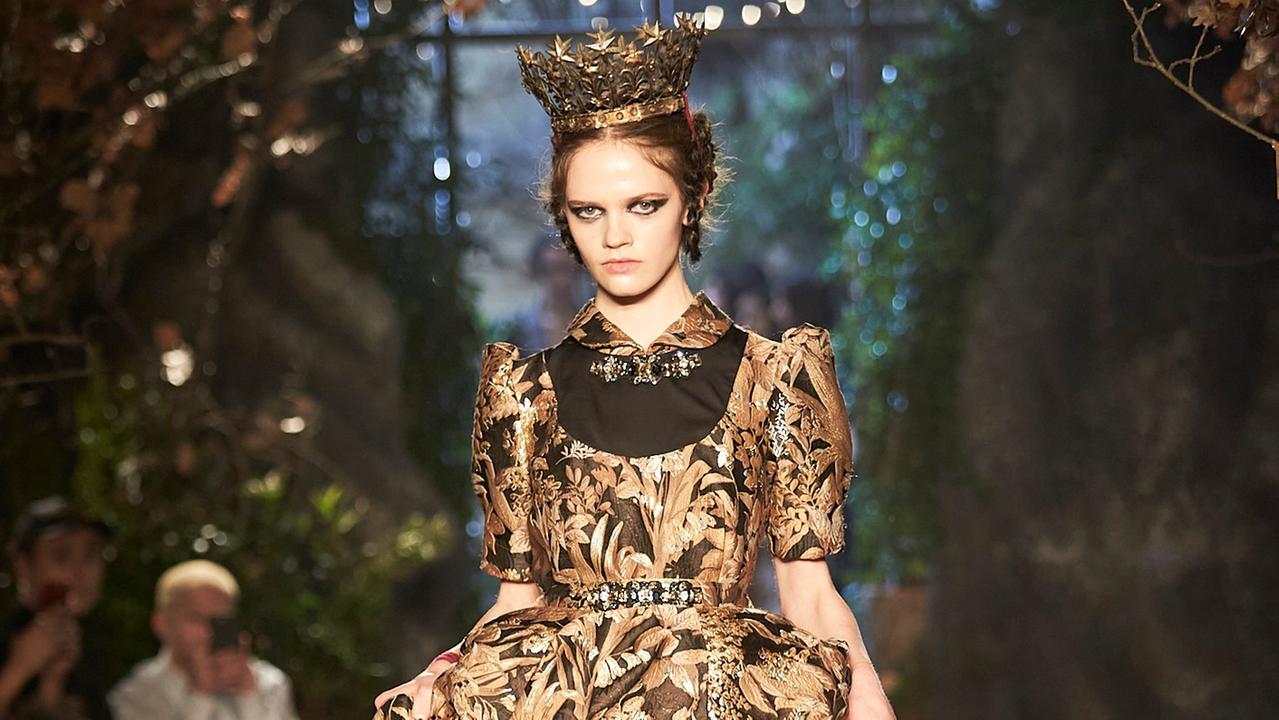 Marras racconta Grazia Deledda: «Una storia di nuragica modernità»