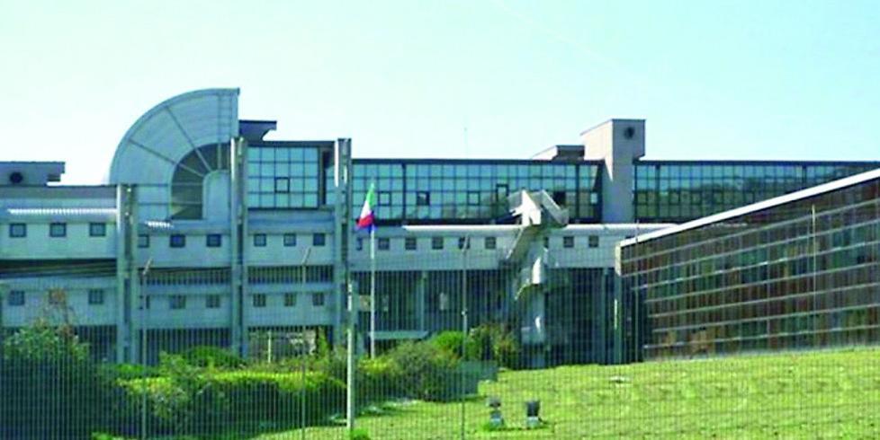 Prato, a processo per stalking nei confronti dell’ex fidanzata