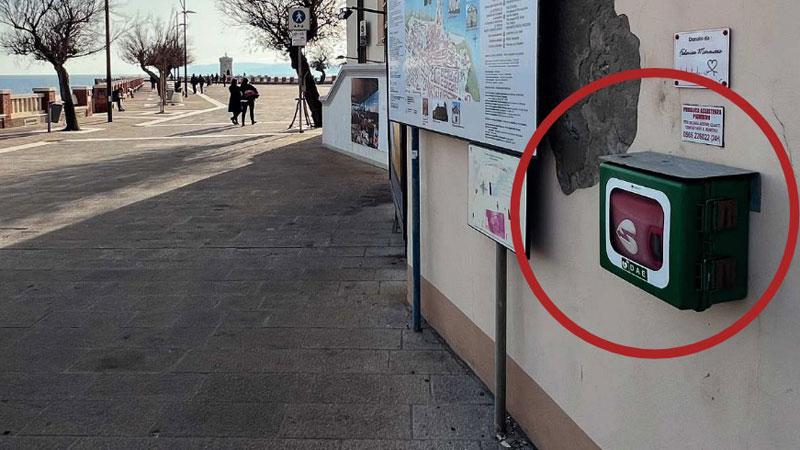A Piombino solo due defibrillatori a disposizione nelle aree pubbliche