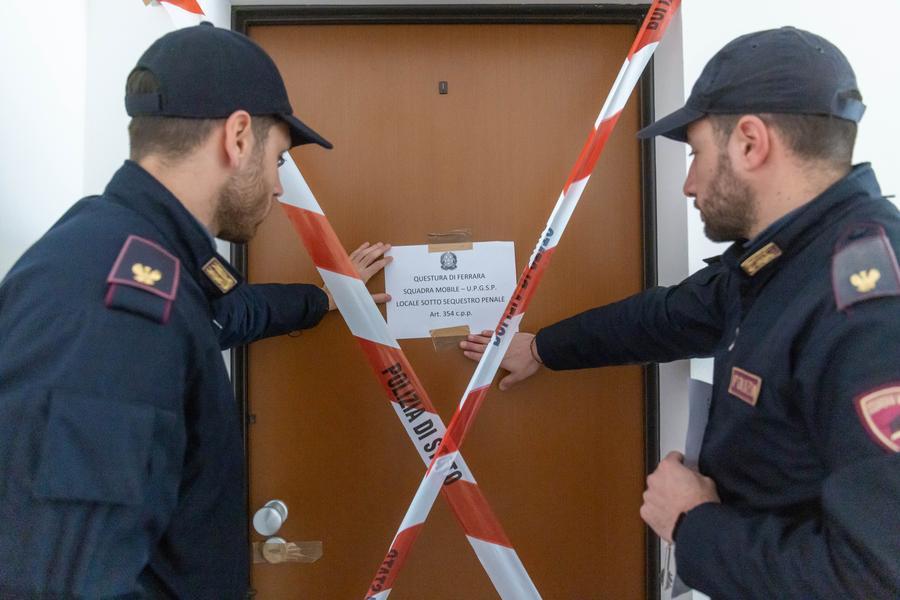 Ferrara, uccide la madre poi si costituisce: «Non ce la facevo più»