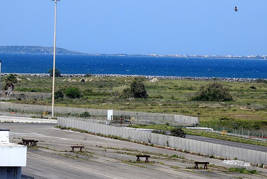 
	Panoramica dell'area industriale del porto di Oristano

