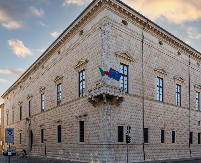 Ferrara. «Ai Diamanti gli architetti non sono stati invitati» 