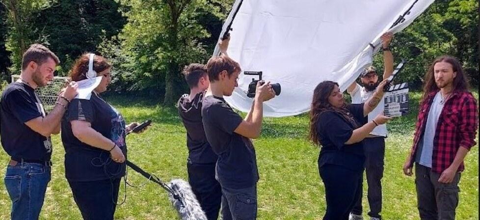 La web serie è tutta pratese: Andrea e Marisol firmano la sceneggiatura e la regia di “Kur”