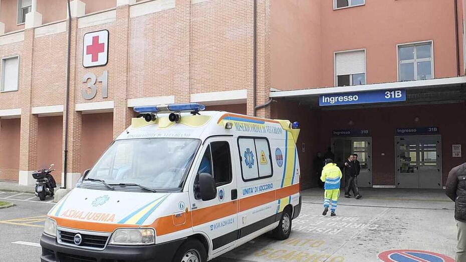 Tentato omicidio, il medico lucchese nega le accuse ma rimane in carcere