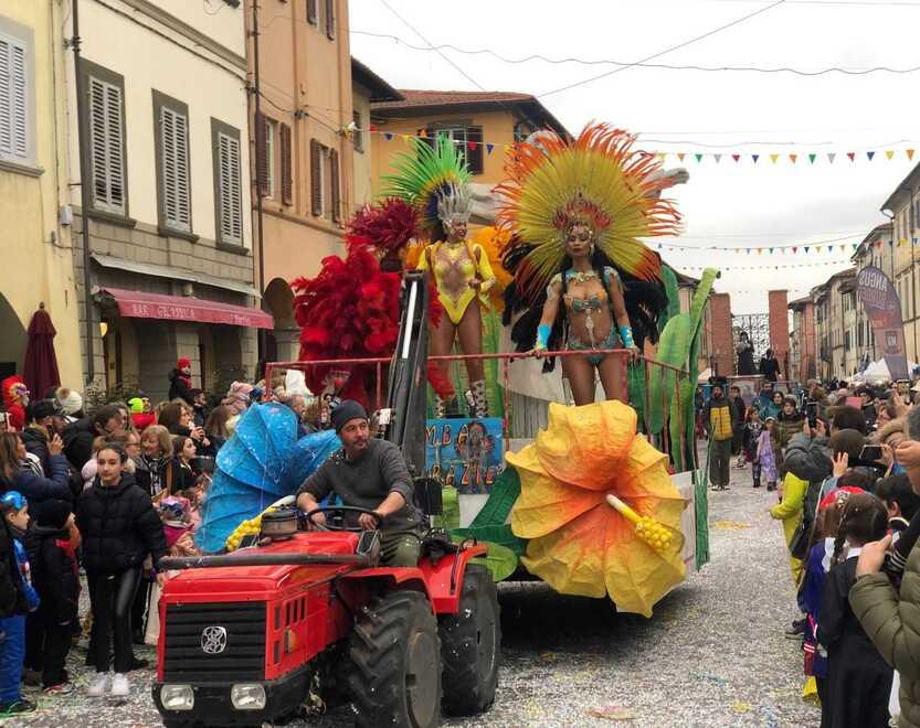 Cascina, Pro Loco contro il Comune: «Neppure un euro per il carnevale. I commercianti hanno salvato la festa»