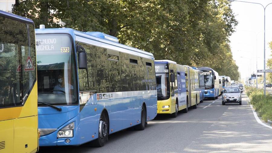 Modena e provincia: da lunedì cambiano gli orari di bus e corriere per gli studenti
