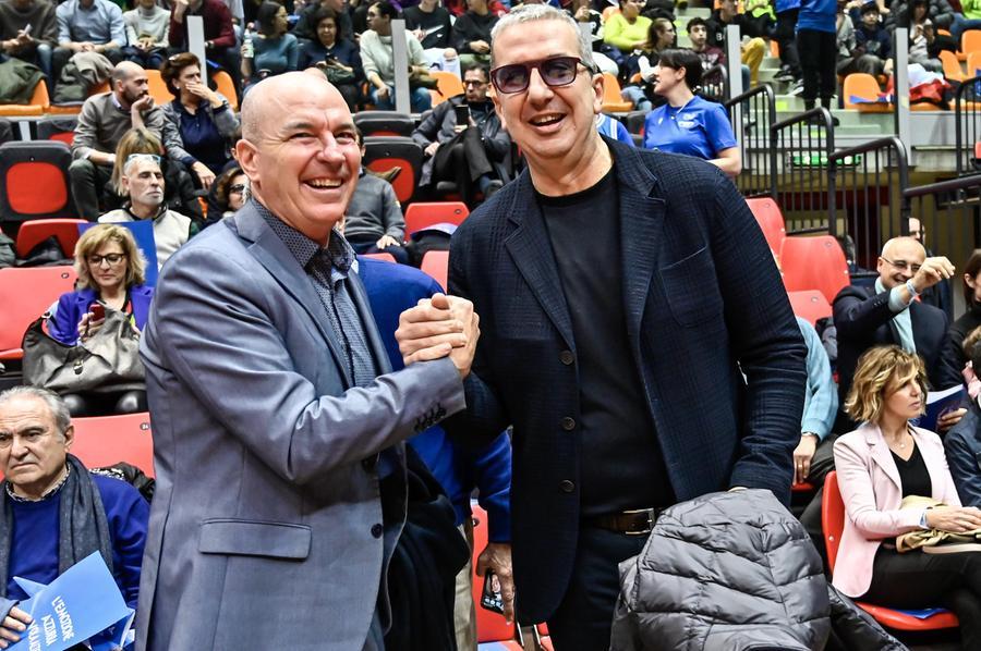 L’orgoglio di coach De Raffaele: «Dopo il derby e gli azzurri Livorno merita una squadra in A»