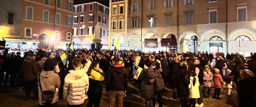 Modena In corteo per invocare la pace in Ucraina 