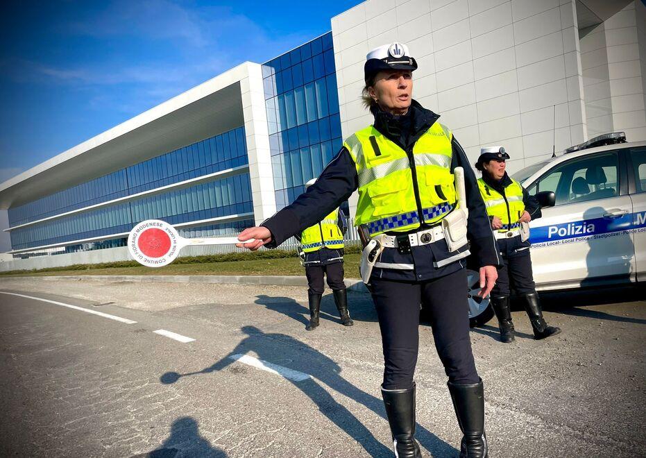 Fiorano&nbsp; Oltre 2500 multe agli automobilisti E in 46 hanno abbandonato rifiuti 