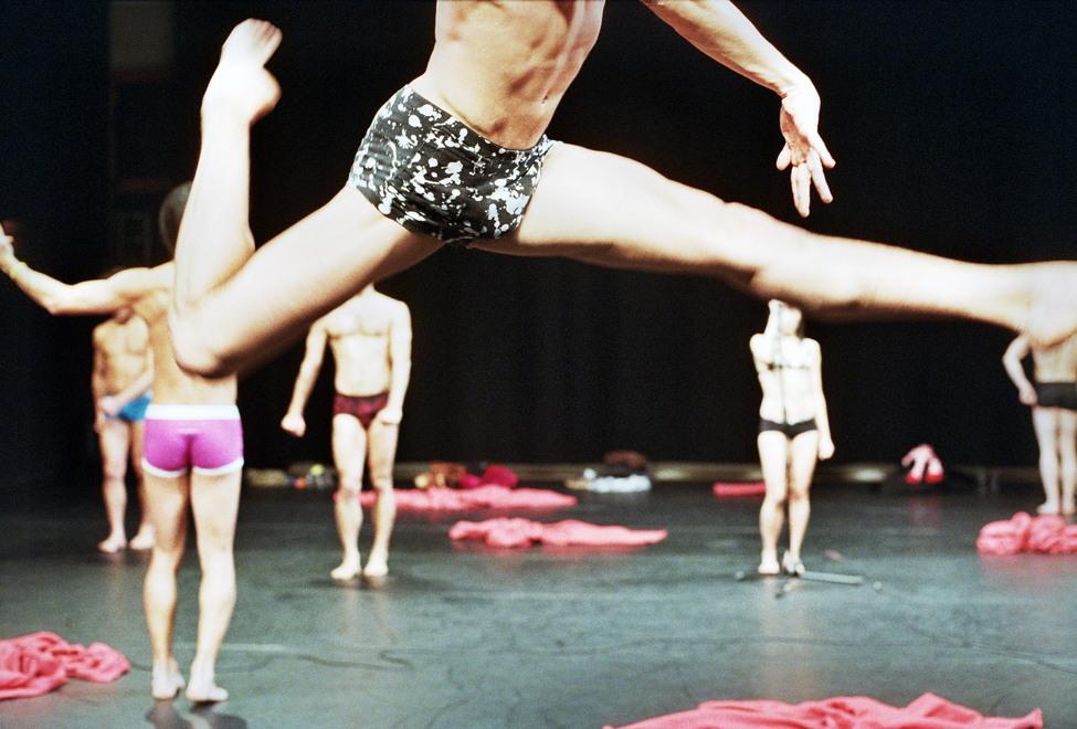 Un atto d’amore verso Pina Bausch stasera e domani al teatro Ariosto