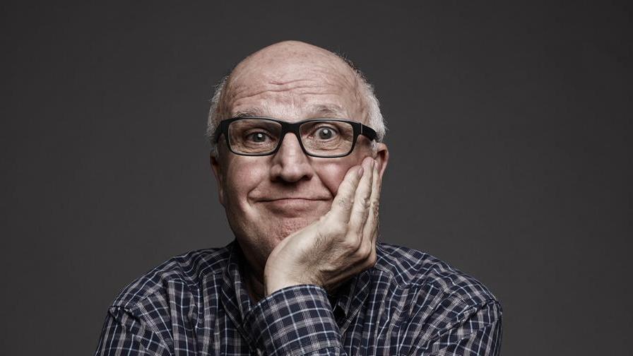 Hendel ad Argenta con un monologo sul tempo che passa