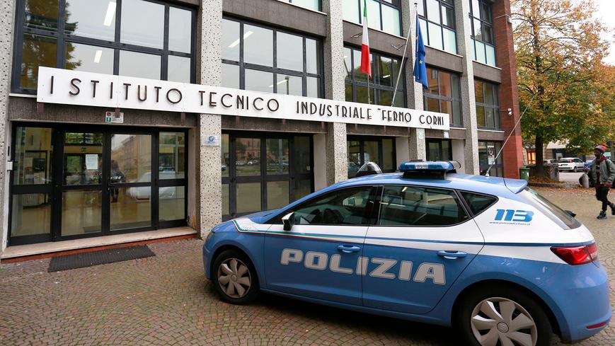 Modena Rissa al Corni, arriva la proposta: installare telecamere nella scuola