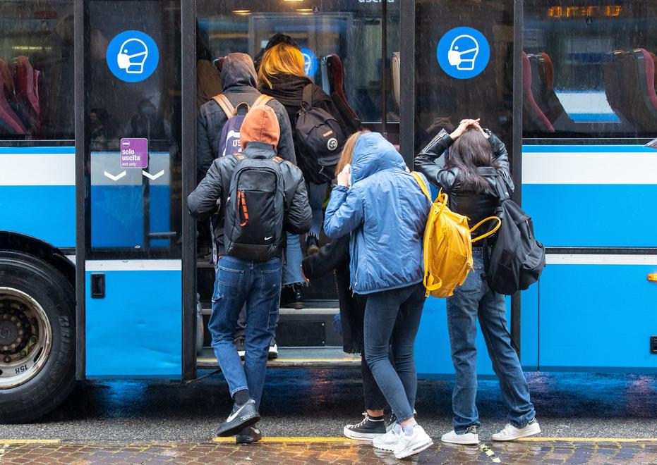 Castelfranco. Nuove linee di bus per le frazioni Così gli studenti risparmiano un’ora 