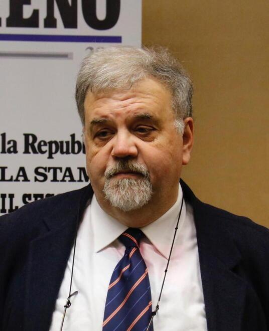 Primarie Pd, oggi il voto. L’analisi del politologo: «Bonaccini bravo amministratore, Schlein più movimentista». Ma lo strumento è da riformare
