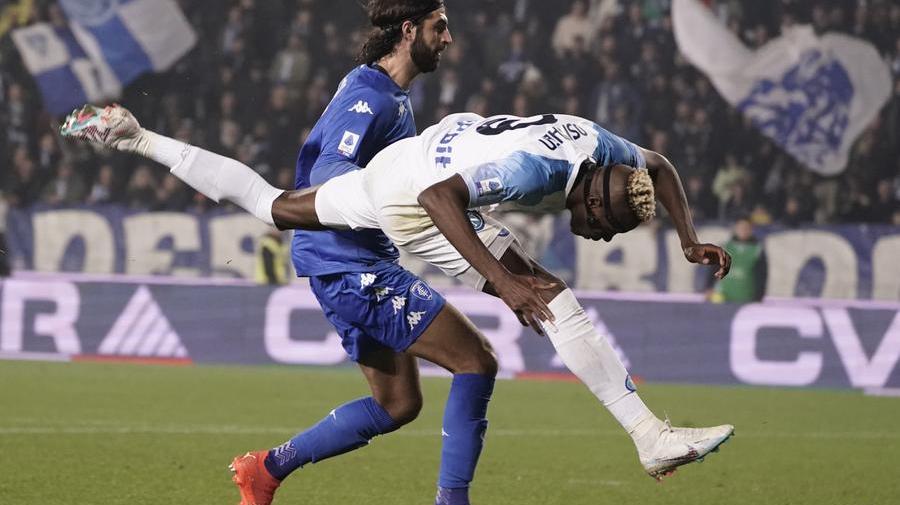 Un duello tra Sebastiano Luperto e Victor Osimehn