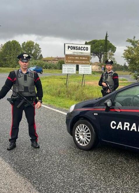 Ponsacco, locale distrutto dai clienti vandali: il Comune chiede aiuto alle autorità
