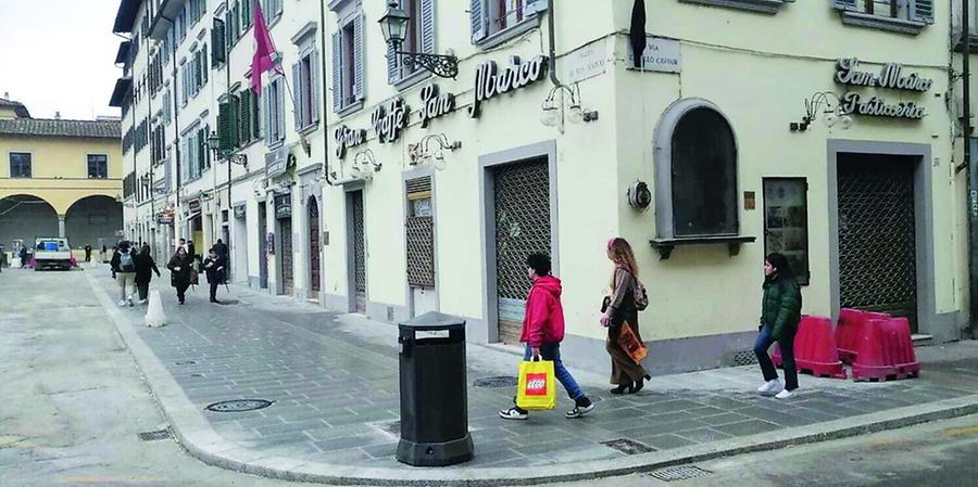 Via le transenne, piazza San Marco è semilibera. E ora il Gran Caffè potrà riaprire