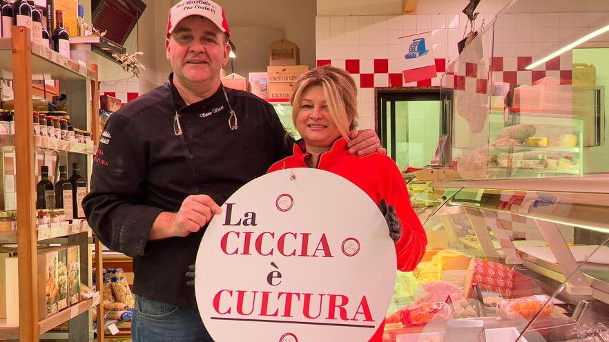 A Capostrada “La ciccia è cultura”: tra carne battuta e salumi artigianali