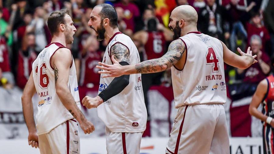 Tommaso Fantoni, Andrea Sipala
Campionato di basket Serie B 2022/2023
Libertas 1947 - Gea Montecatini
Pala Macchia 12/02/2023
Foto Masini/Silvi