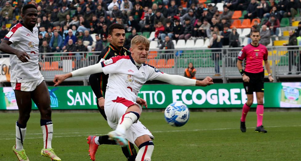 Cagliari non c’è tempo di respirare: mercoledì arriva il super Genoa