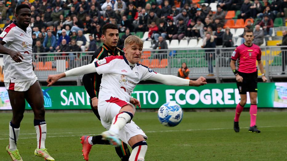 Cagliari non c’è tempo di respirare: mercoledì arriva il super Genoa