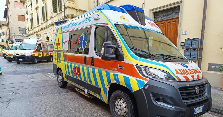 Grosseto, ciclista investita in centro