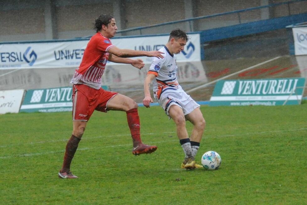 La Pistoiese adesso ci crede: espugna Forlì e vola a -2 