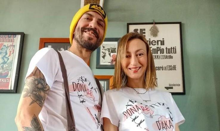 Ecco le t-shirt solidali per avviare in Senegal un corso di sartoria